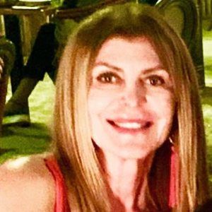 Meet your Posher, Valerie